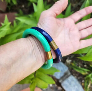 Vintage Oval‎ Shape Modernist Bangles